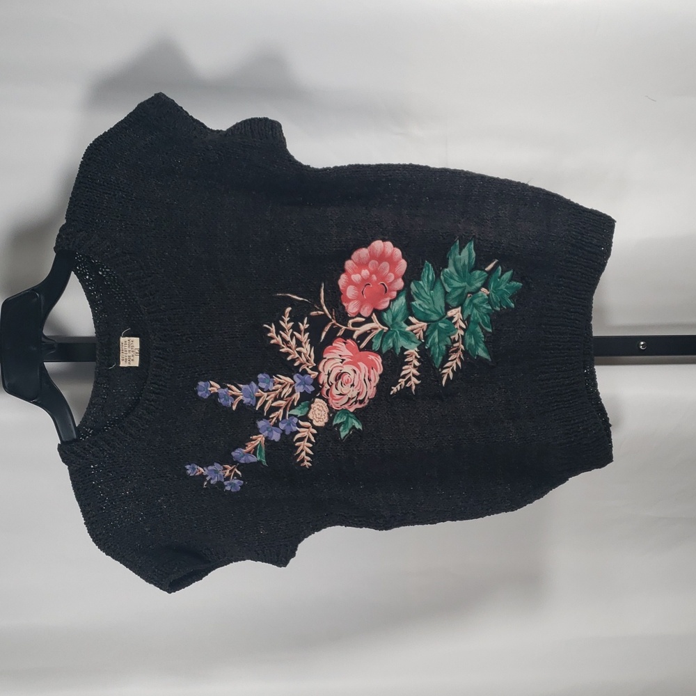 Vintage Knitted Shirt‎ With Floral Padded Appliqué - SZ L